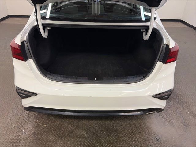 Used 2020 Kia Forte LXS image 12