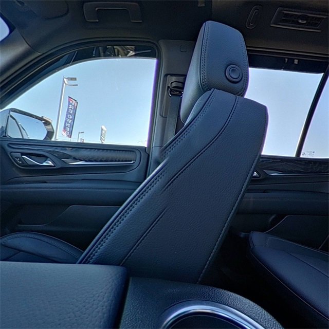 Used 2024 GMC Yukon Denali image 28