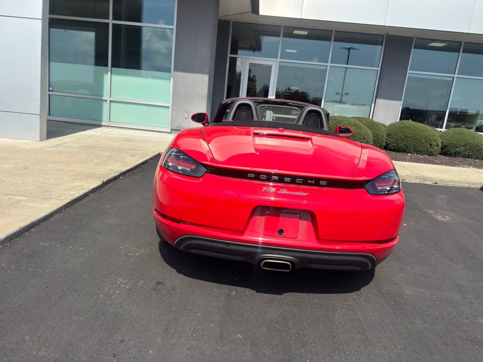 Used 2019 Porsche 718 Boxster RWD image 6