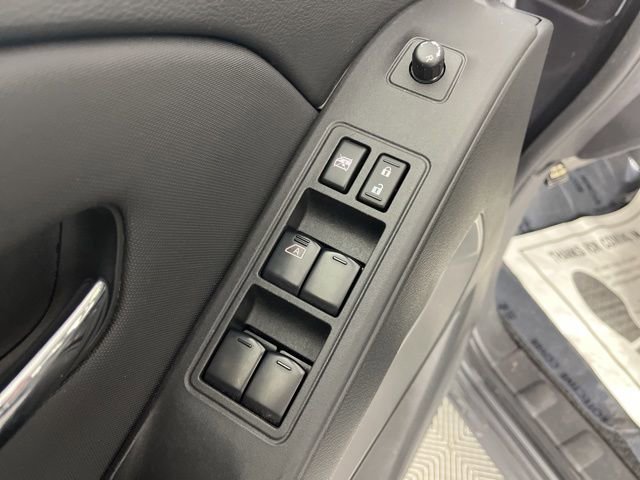 Used 2024 Nissan Frontier SV image 31