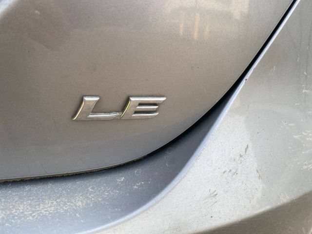 Used 2018 Toyota Camry LE FWD image 25