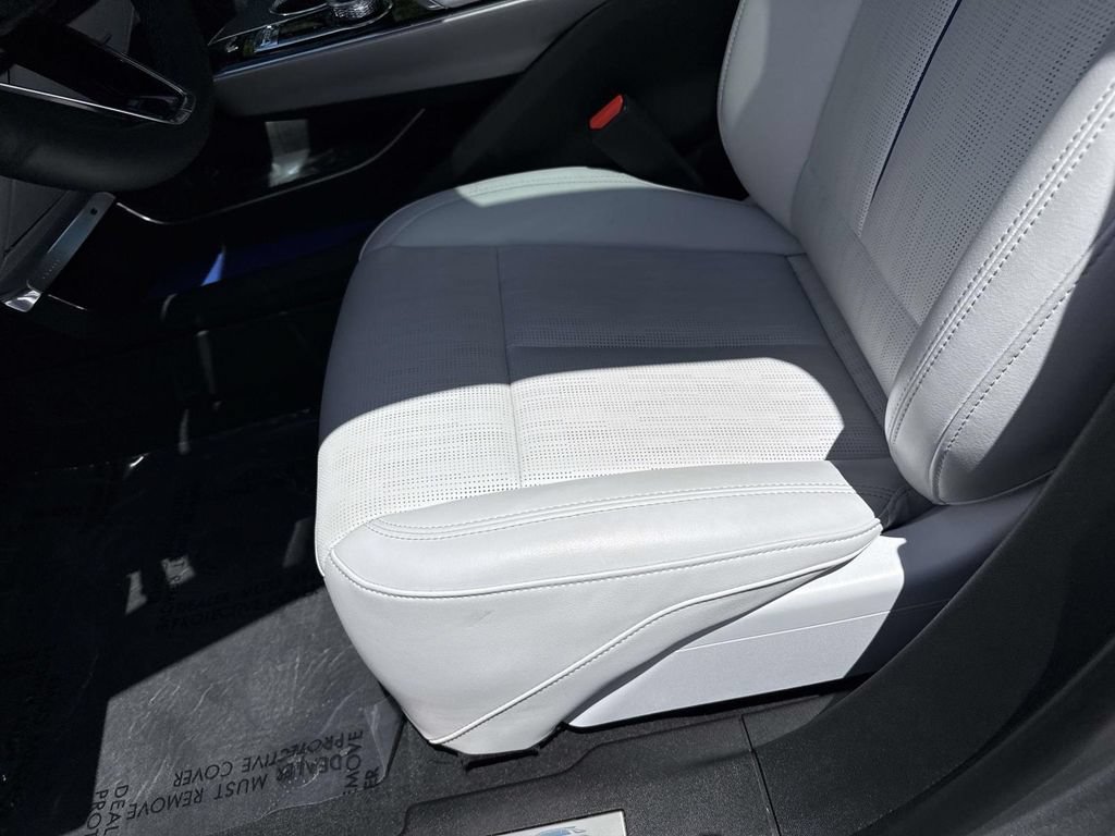 Certified 2024 Cadillac Lyriq Luxury w/ LPO, Floor Liner Package AWD/4WD image 30