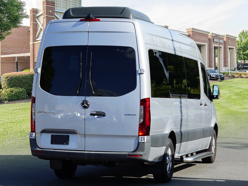 Used 2023 Mercedes-Benz Sprinter 2500 image 6
