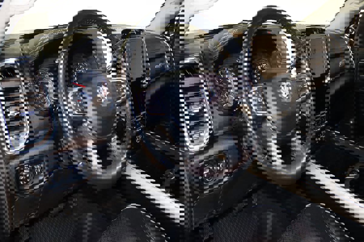 Used 2024 RAM 3500 Laramie image 47