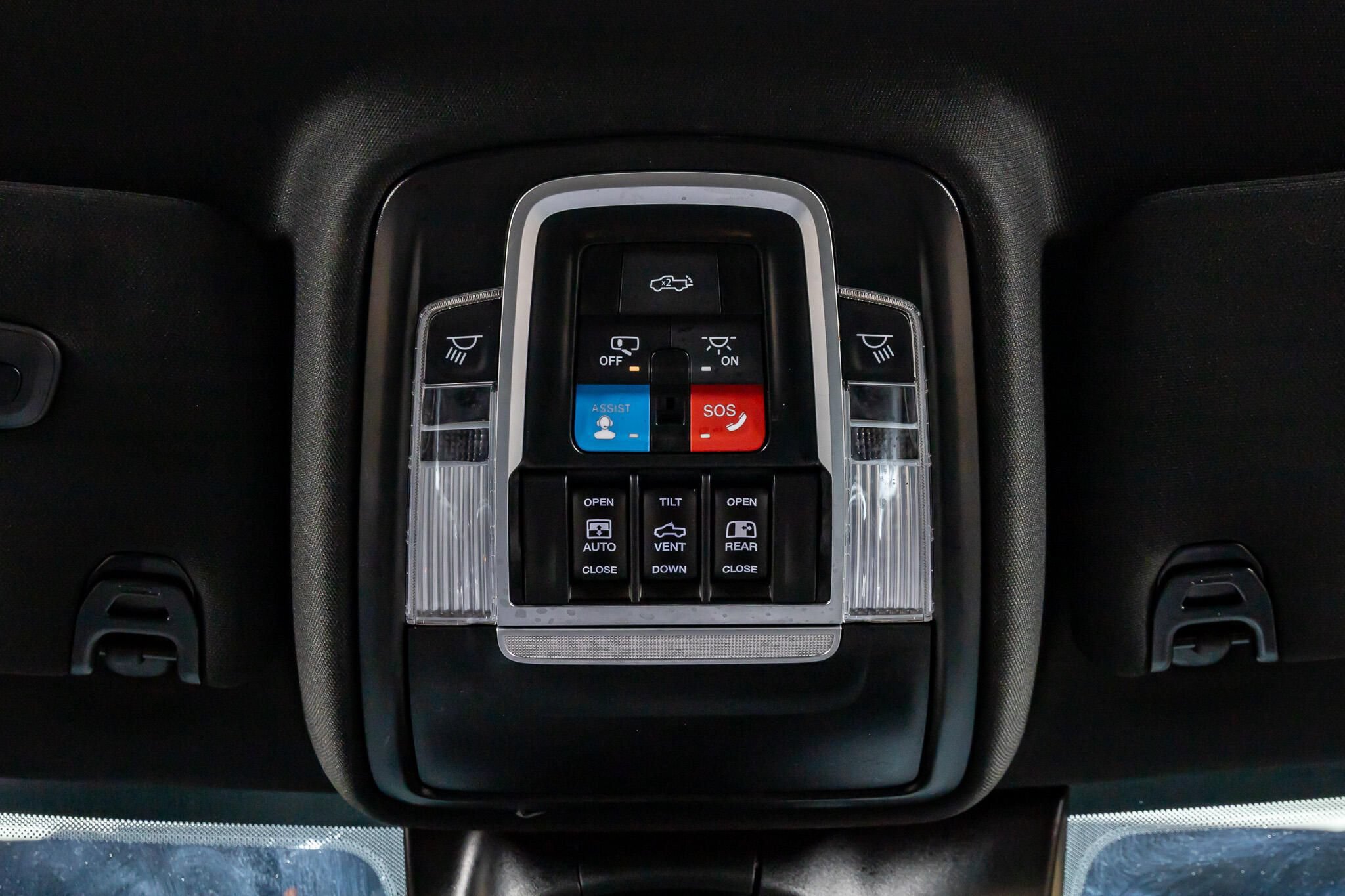 Used 2025 RAM 2500 Laramie w/ Night Edition AWD/4WD image 29