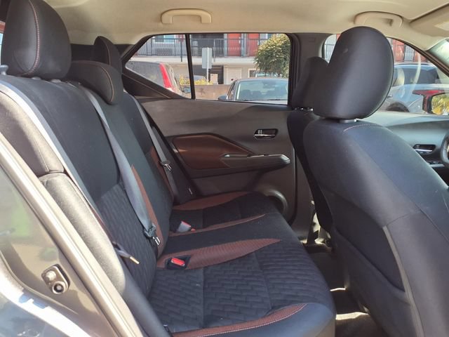 Used 2023 Nissan Kicks SR FWD image 21