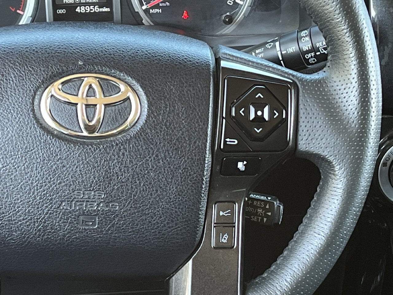 Used 2022 Toyota 4Runner TRD Off-Road Premium AWD/4WD image 14