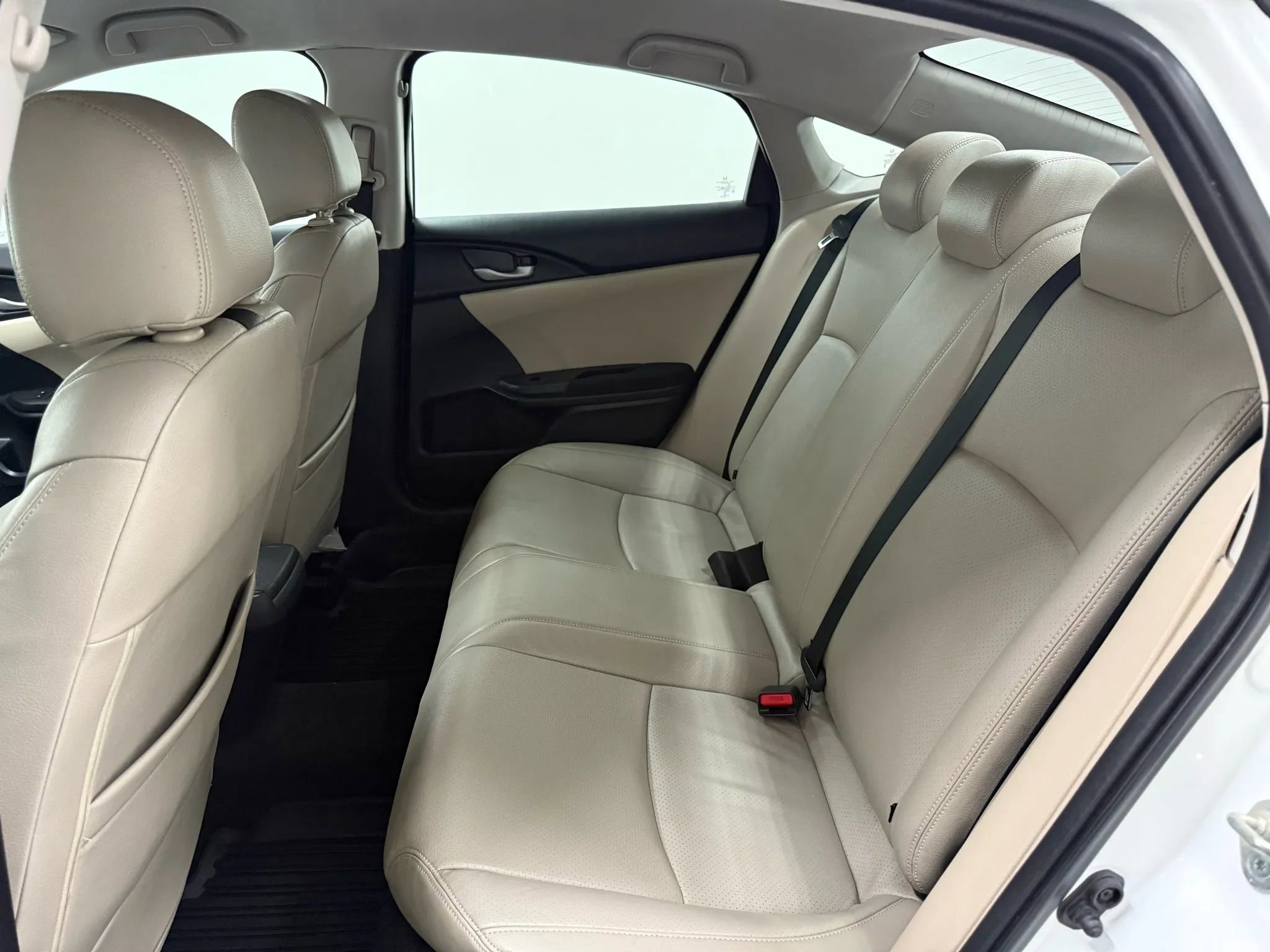 Used 2018 Honda Civic LX image 32