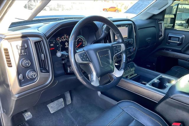 Used 2018 GMC Sierra 2500 Denali w/ Duramax Plus Package image 13