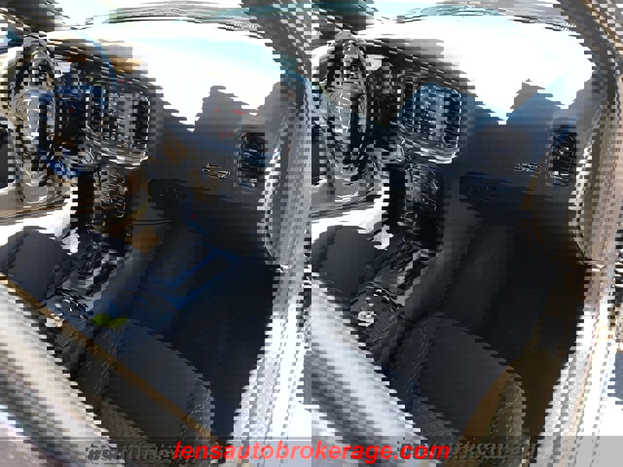 Used 2020 Dodge Charger SXT w/ Blacktop Package image 22