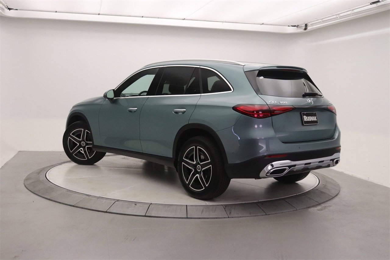 New 2026 Mercedes-Benz GLC 300 4MATIC image 2