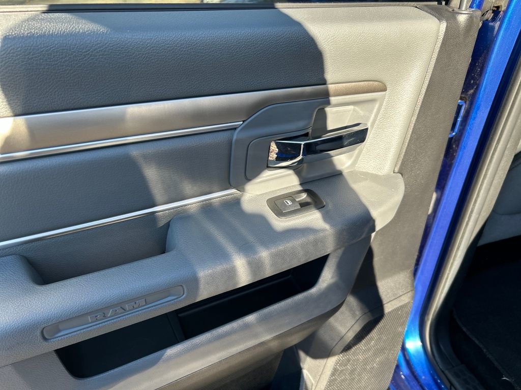 Used 2014 RAM 2500 SLT image 24