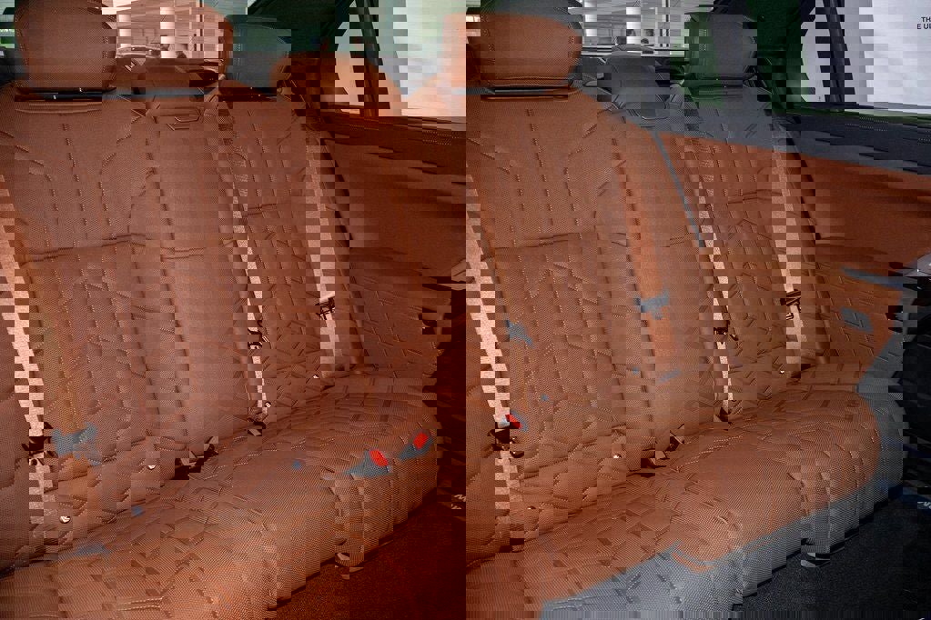 Used 2025 BMW i7 eDrive50 w/ Premium Package image 35