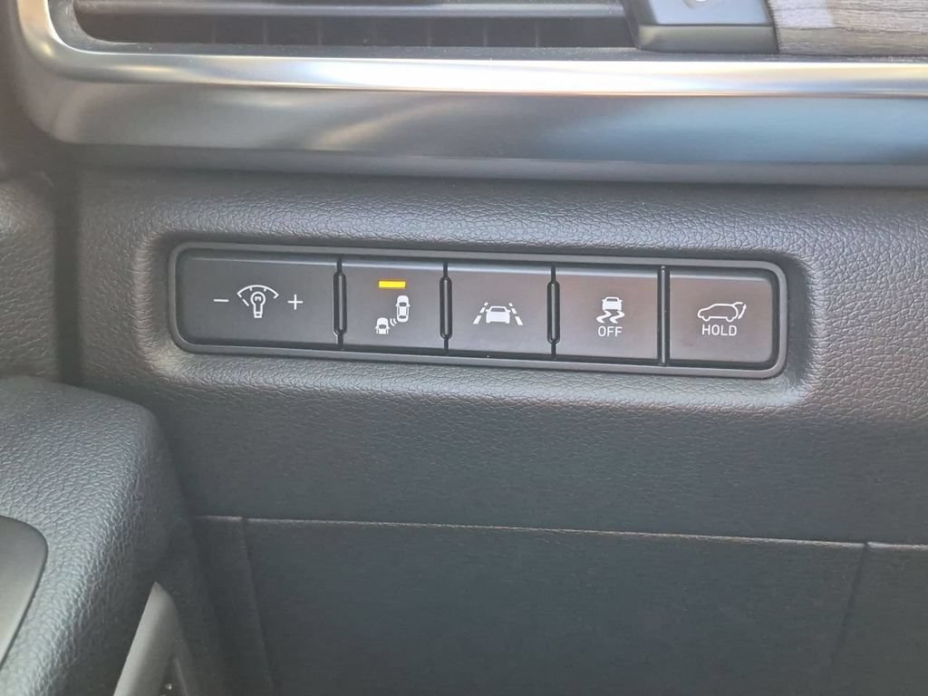 Certified 2022 Kia Telluride EX w/ EX Premium Package AWD/4WD image 18