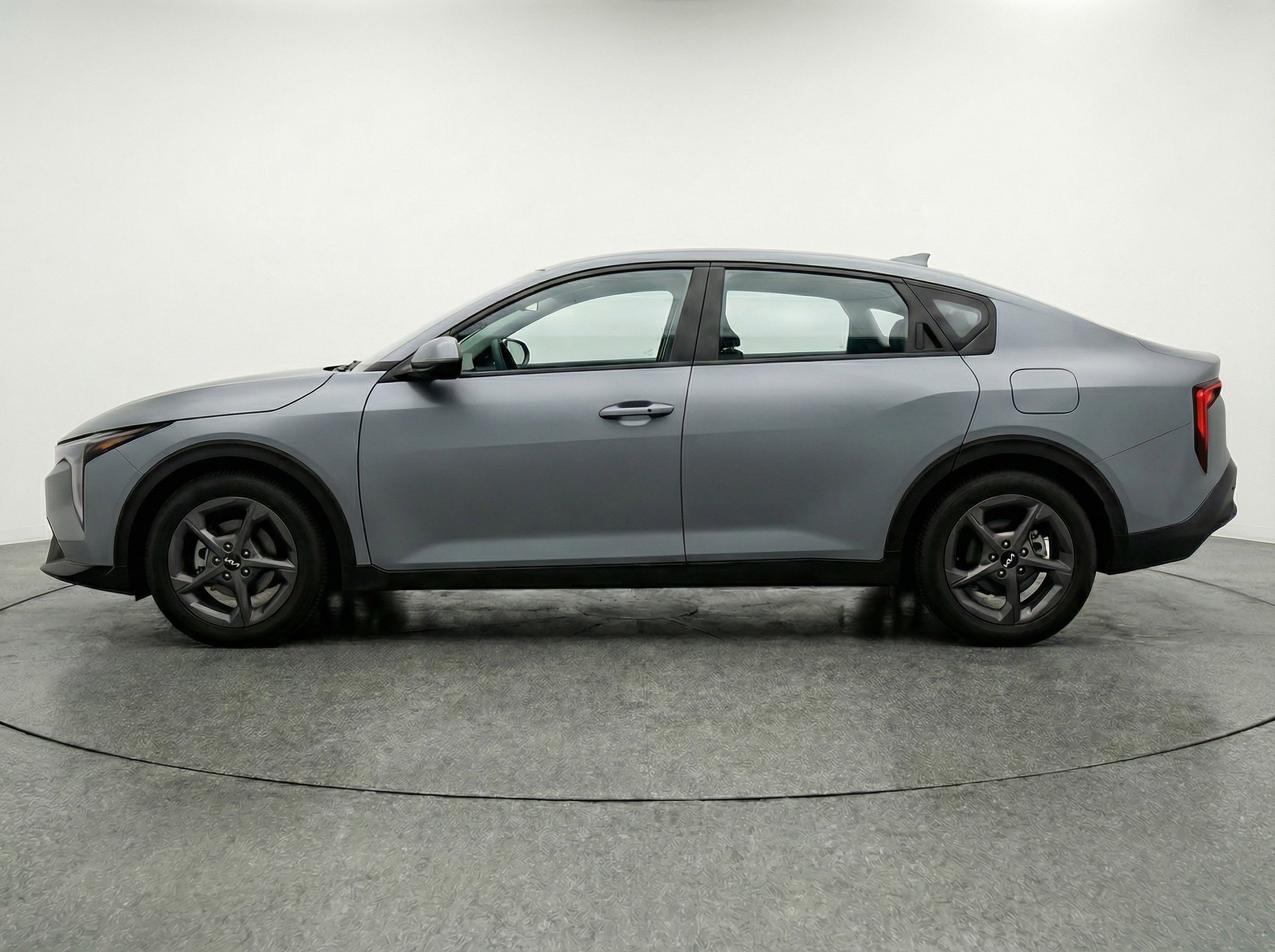 Used 2025 Kia K4 FWD image 5