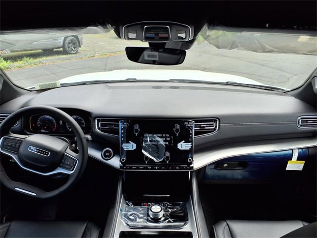 New 2025 Jeep Wagoneer 4WD image 12