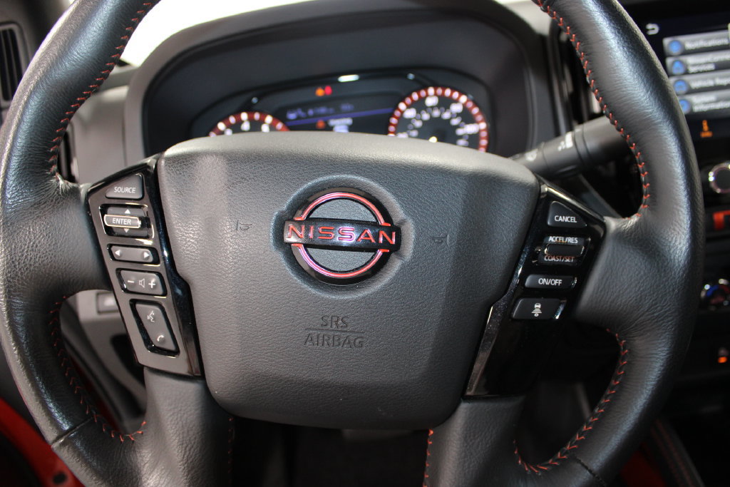 Used 2025 Nissan Frontier PRO-4X AWD/4WD image 26