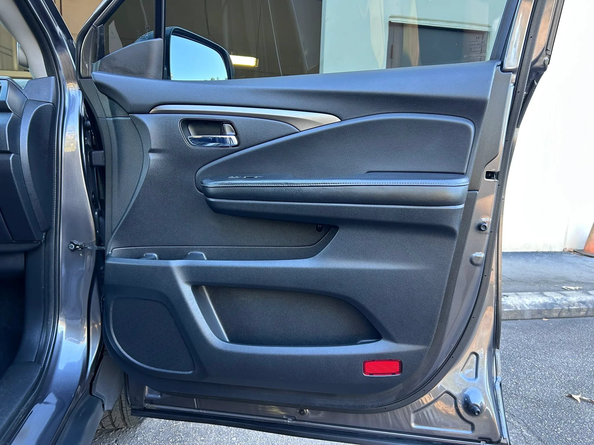 Used 2018 Honda Ridgeline RTL-T image 65