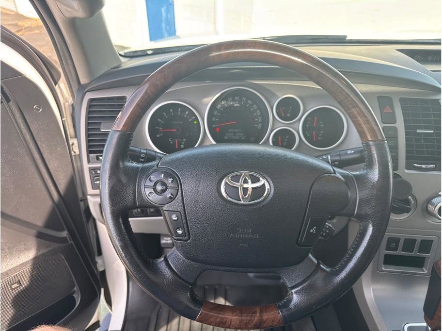 Used 2013 Toyota Tundra Platinum image 29