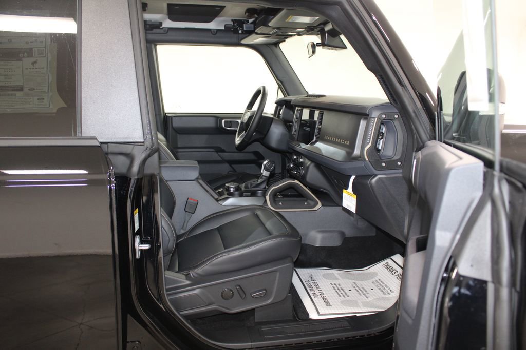 New 2025 Ford Bronco Badlands image 27