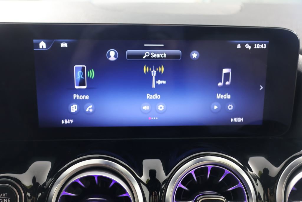 Used 2024 Mercedes-Benz GLA 250 4MATIC w/ Winter Heating Package image 14