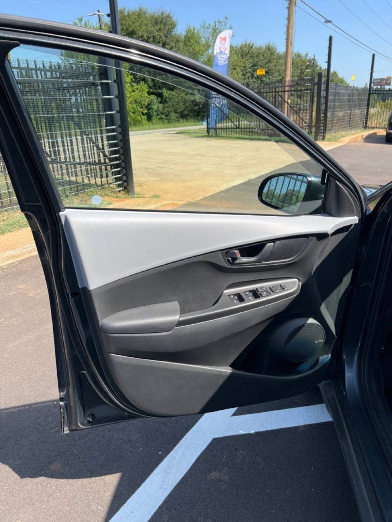 Used 2021 Hyundai Kona SEL Plus image 28