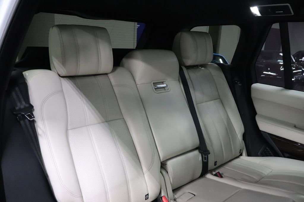 Used 2016 Land Rover Range Rover Supercharged image 20