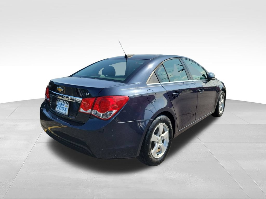 Used 2015 Chevrolet Cruze LT FWD image 4
