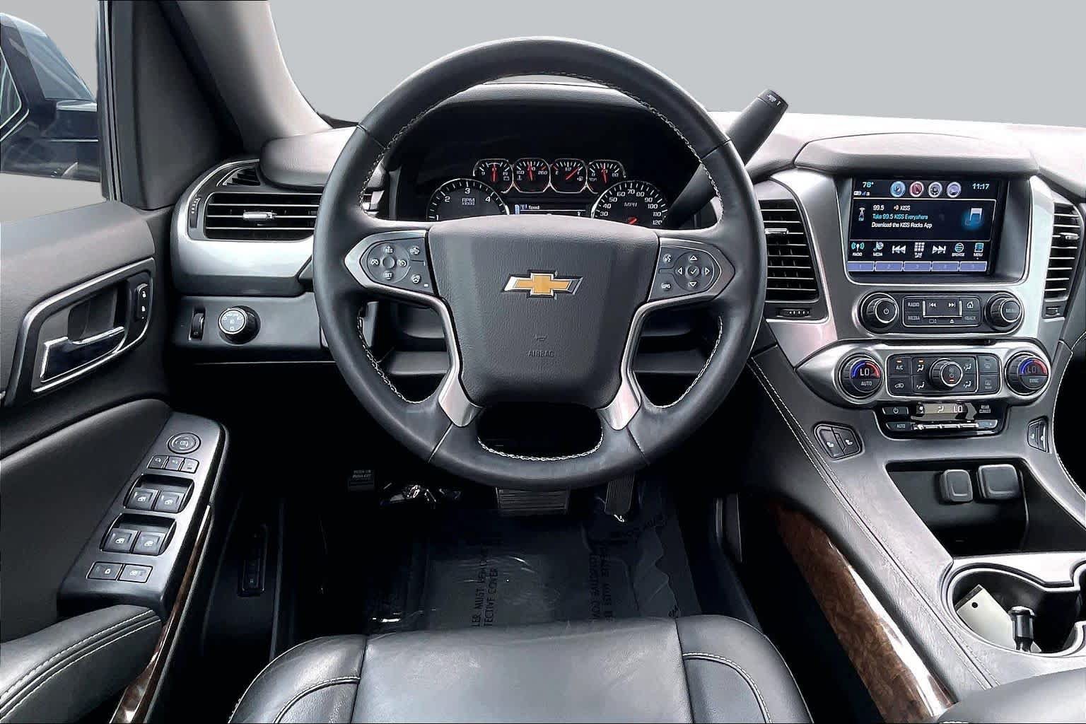 Used 2020 Chevrolet Tahoe LT w/ Luxury Package RWD image 6