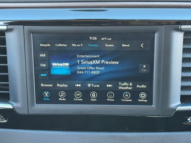 Used 2019 Chrysler Pacifica Touring Plus FWD image 5