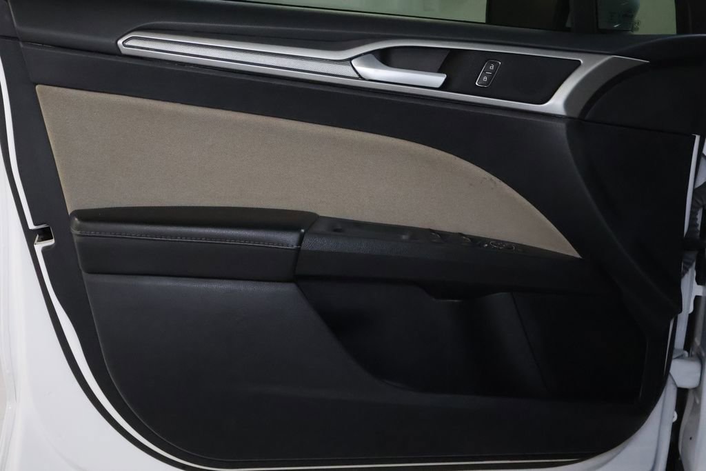 Used 2020 Ford Fusion S FWD image 11