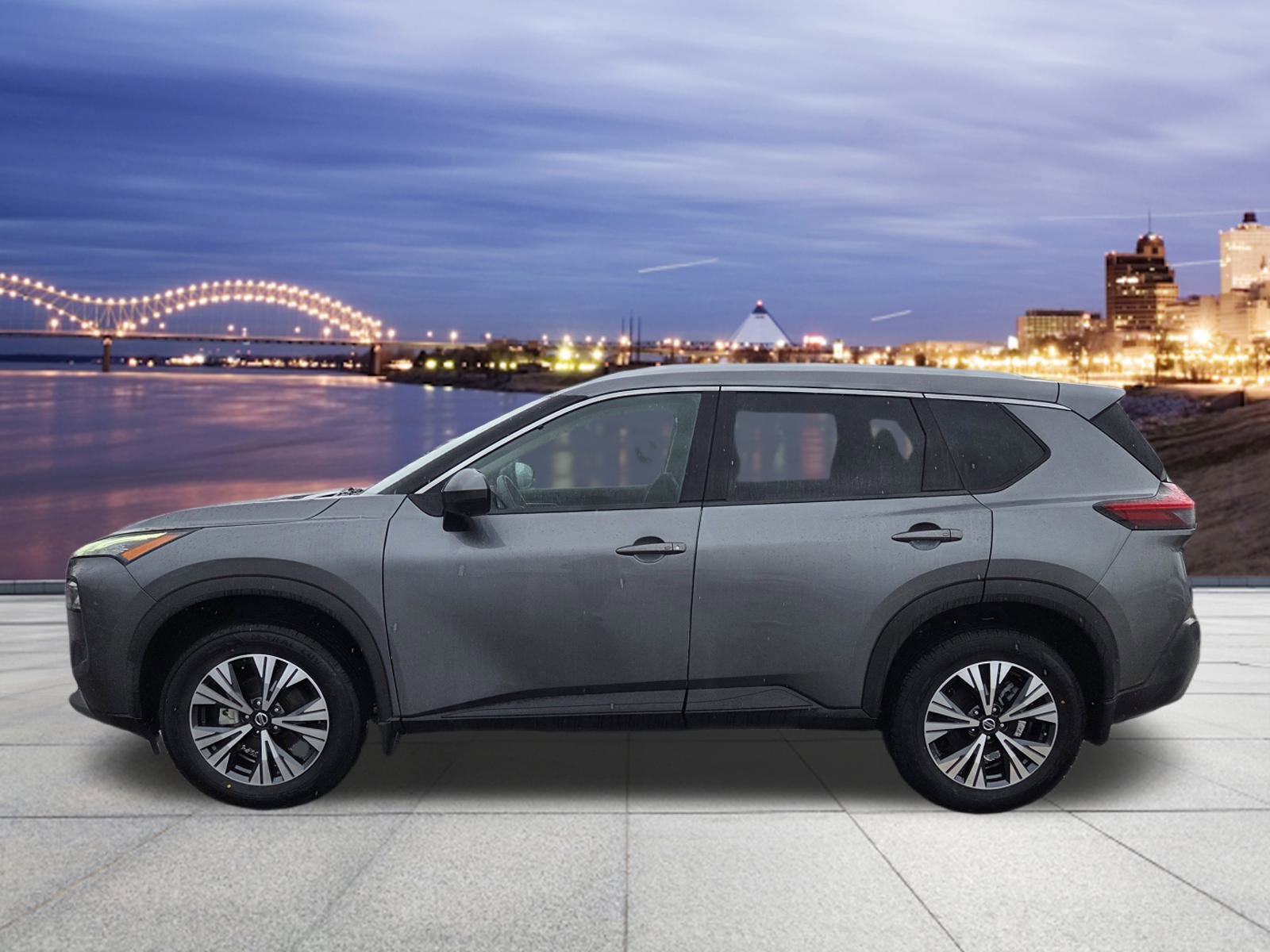 Used 2021 Nissan Rogue SV w/ Premium Package image 2