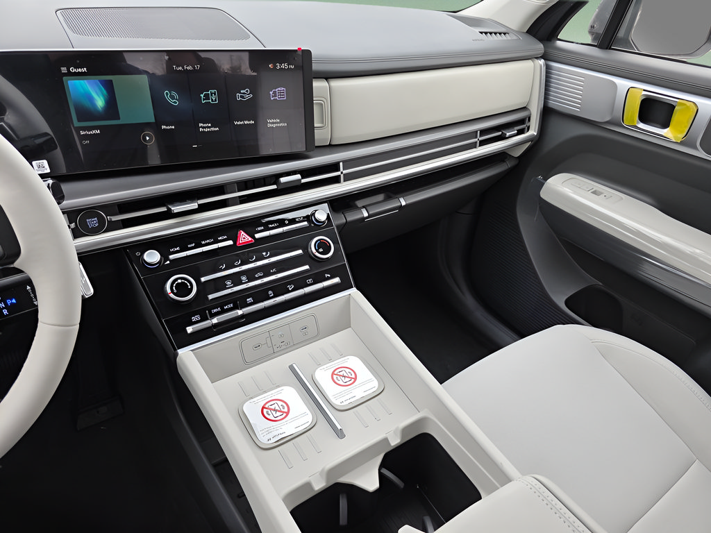 New 2026 Hyundai Santa Fe SE AWD/4WD image 17
