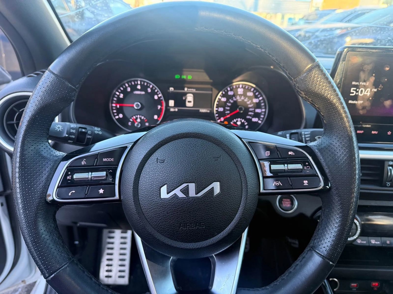 Used 2024 Kia Forte GT-Line w/ GT-Line Premium Package image 14