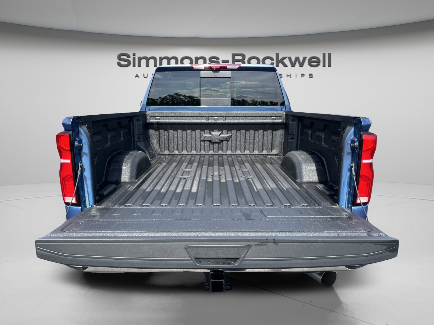 New 2026 Chevrolet Silverado 2500 LTZ w/ LTZ Premium Package AWD/4WD image 17