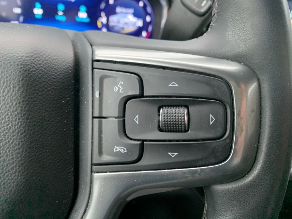 Used 2023 Chevrolet Silverado 1500 LT AWD/4WD image 24