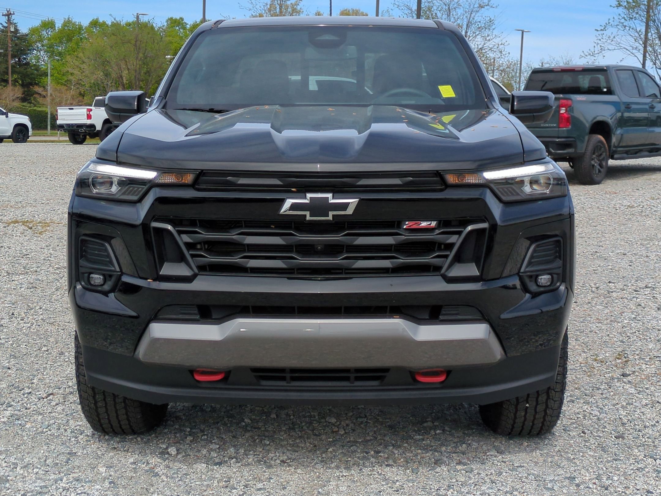 Certified 2026 Chevrolet Colorado Z71 w/ Technology Package AWD/4WD image 3