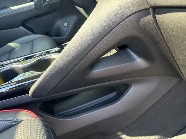 Used 2023 Buick Envision Essence w/ Sport Touring Package AWD/4WD image 33