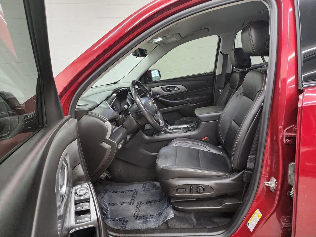 Used 2019 Chevrolet Traverse RS w/ LPO, Floor Liner Package image 12