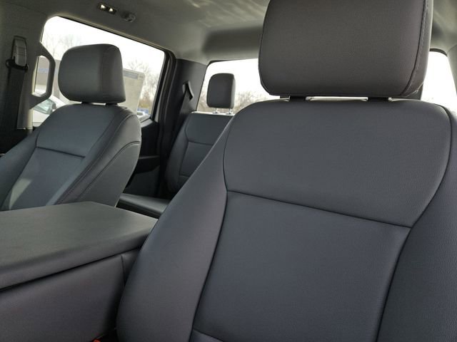 New 2026 Ford F250 XL w/ XL Chrome Package image 24