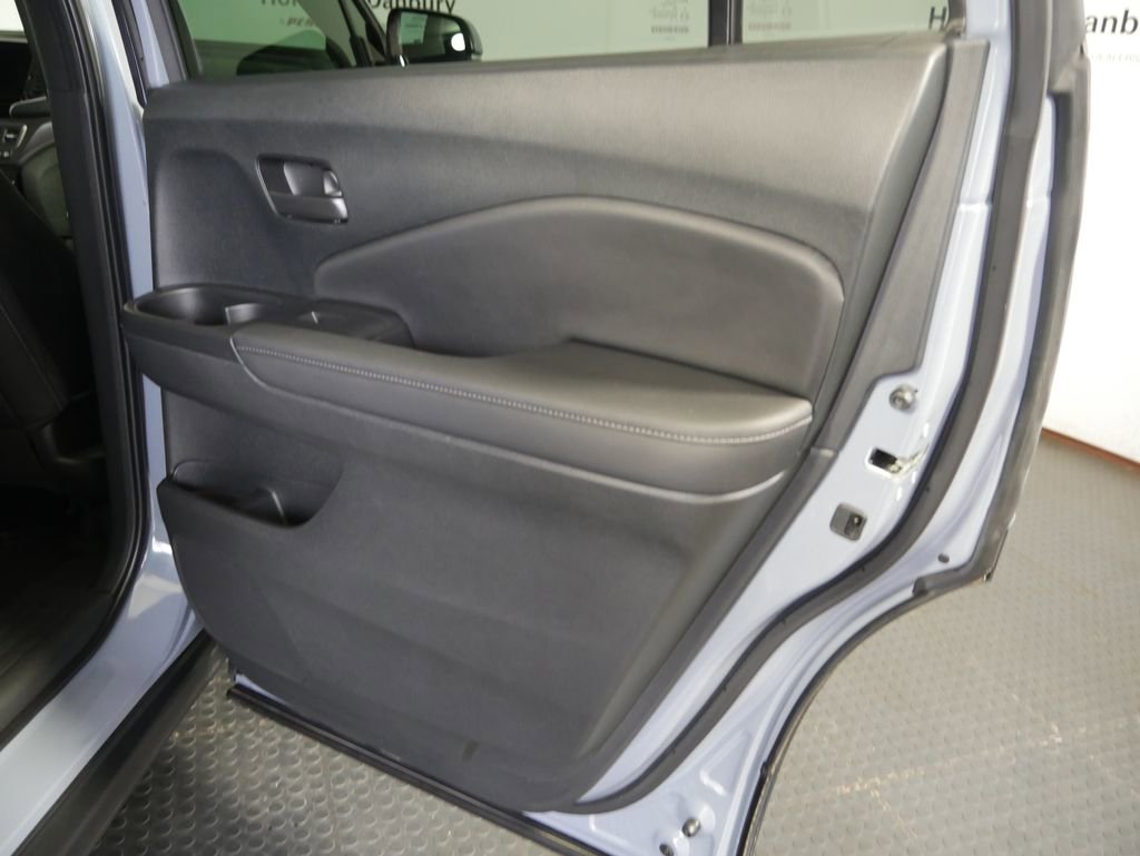 Used 2023 Honda Passport EX-L image 7