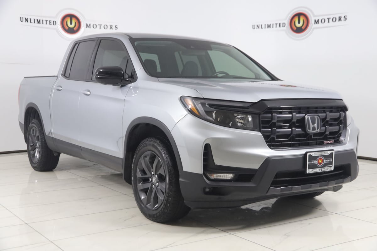 Used 2025 Honda Ridgeline Sport image 17