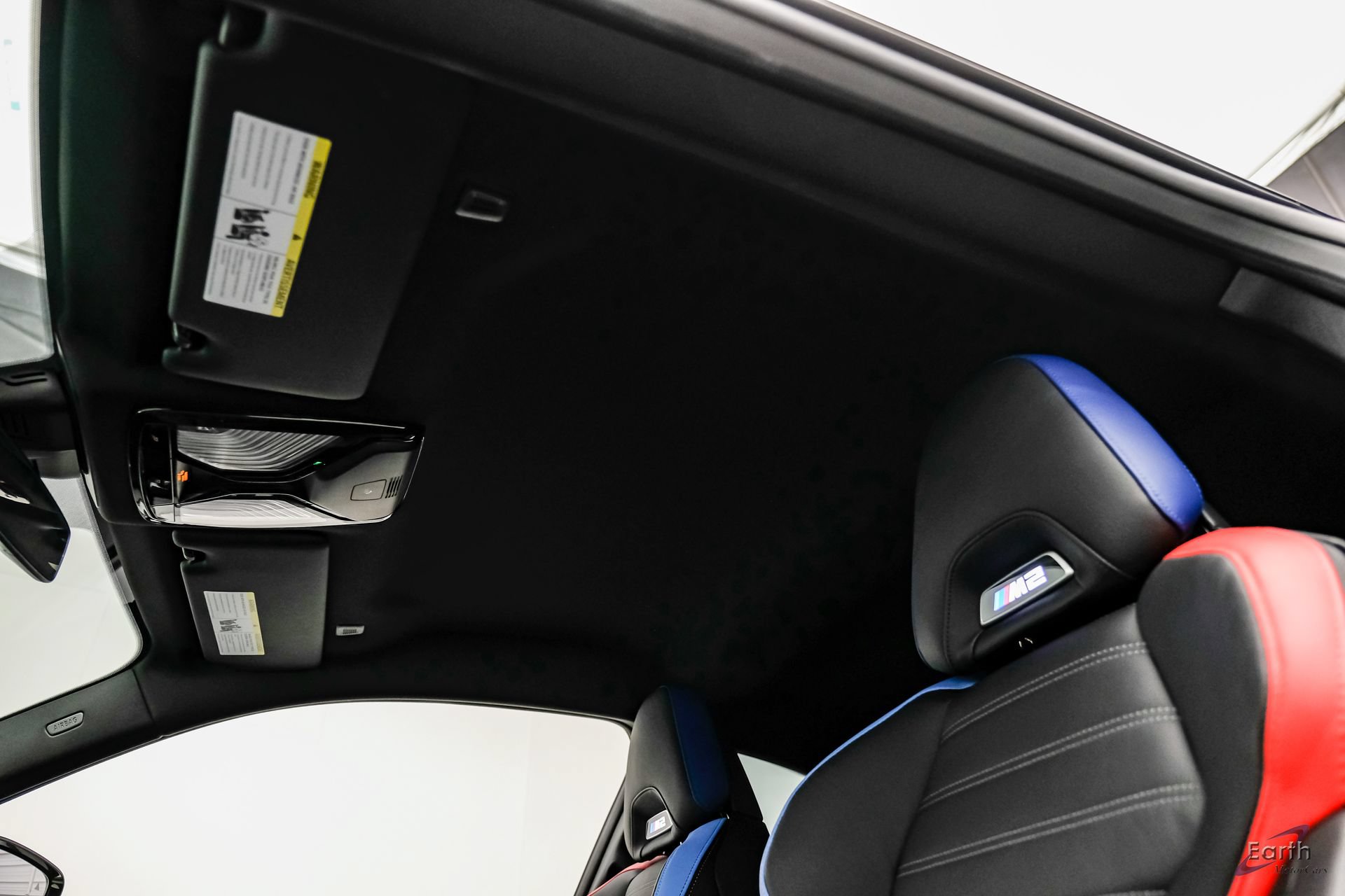 Used 2025 BMW M2 w/ Lighting Package RWD image 38