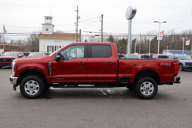 New 2026 Ford F350 XLT w/ FX4 Off-Road Package AWD/4WD image 13