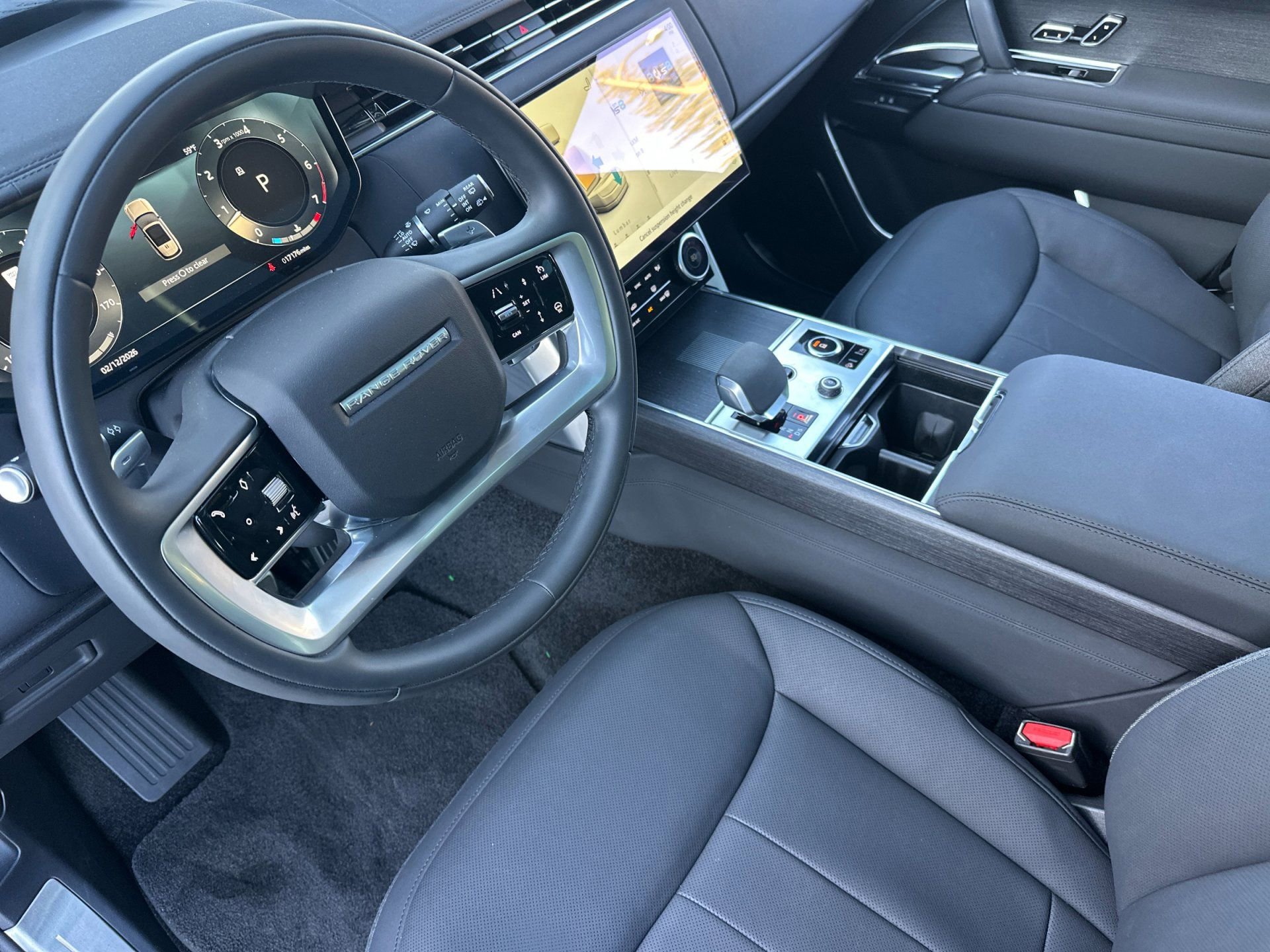 Used 2023 Land Rover Range Rover First Edition image 11