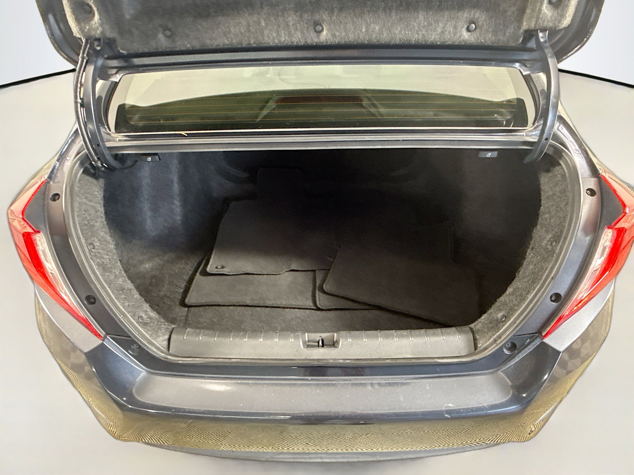 Used 2017 Honda Civic Touring image 35