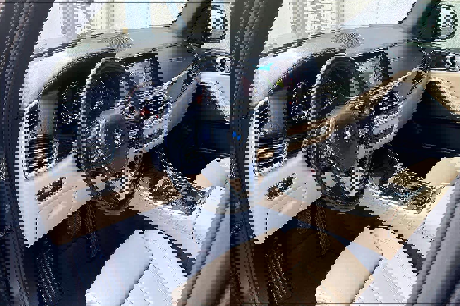 Used 2019 BMW X5 xDrive40i w/ Premium Package 2 image 18