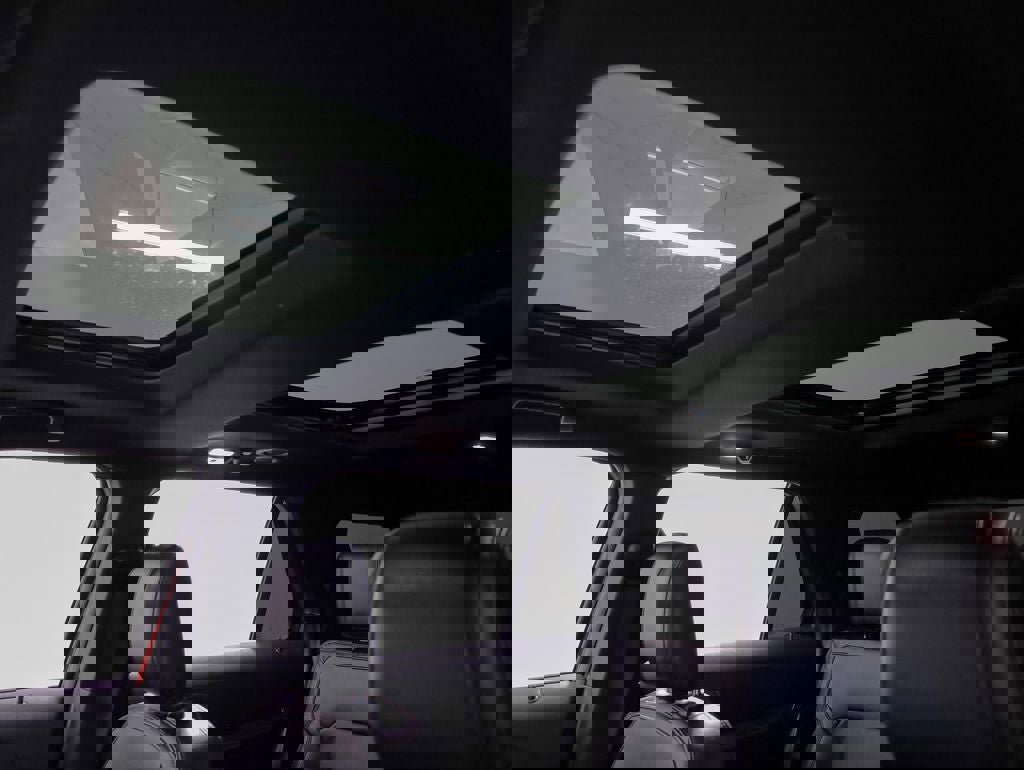 Used 2018 Ford Explorer Sport w/ Equipment Group 401A image 26