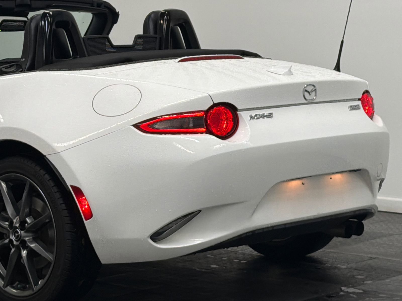 Used 2017 MAZDA MX-5 Miata Grand Touring image 7