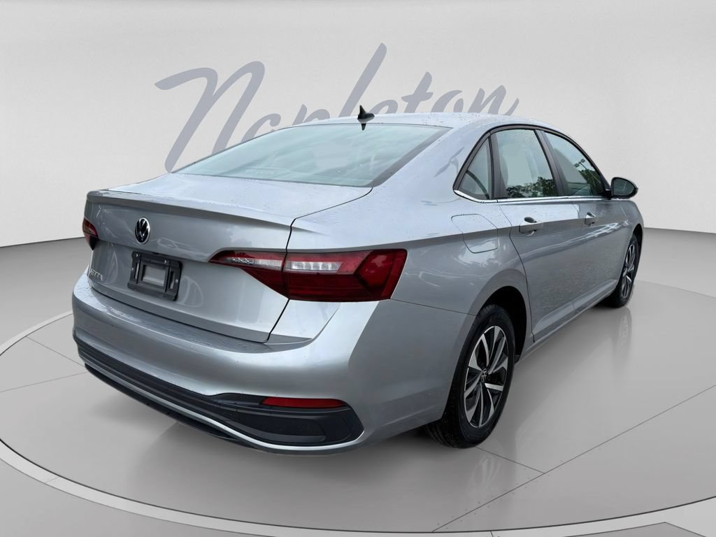 Certified 2024 Volkswagen Jetta S FWD image 9